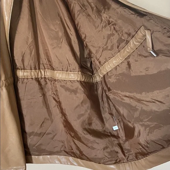 Deveaux New York Ari Camel Brown Vegan Faux Leather Jacket - Picture 12 of 14